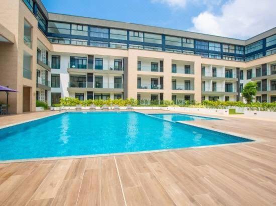 Embassy Gardens Luxury Suites Cpg Акра Екстериор снимка