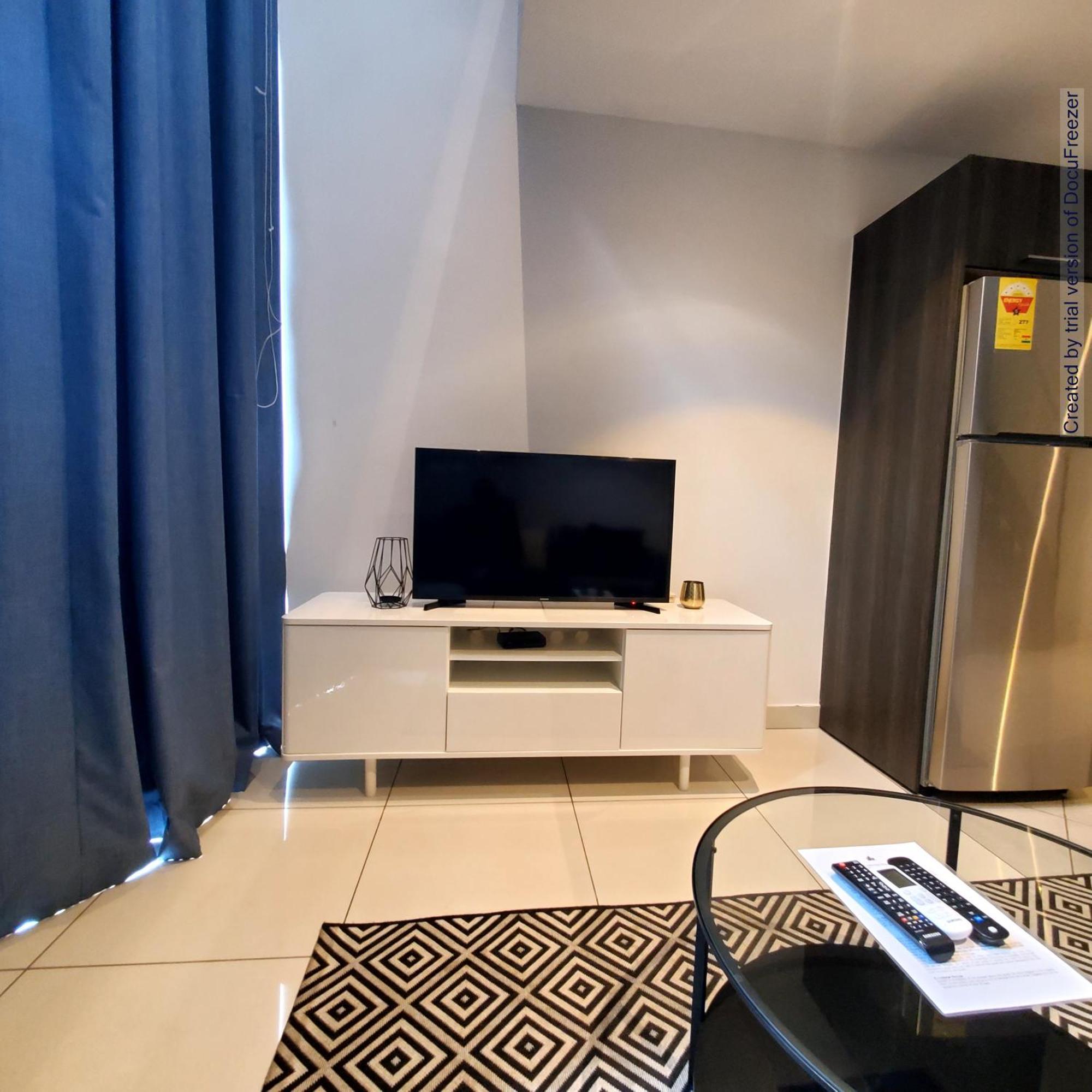 Embassy Gardens Luxury Suites Cpg Акра Екстериор снимка