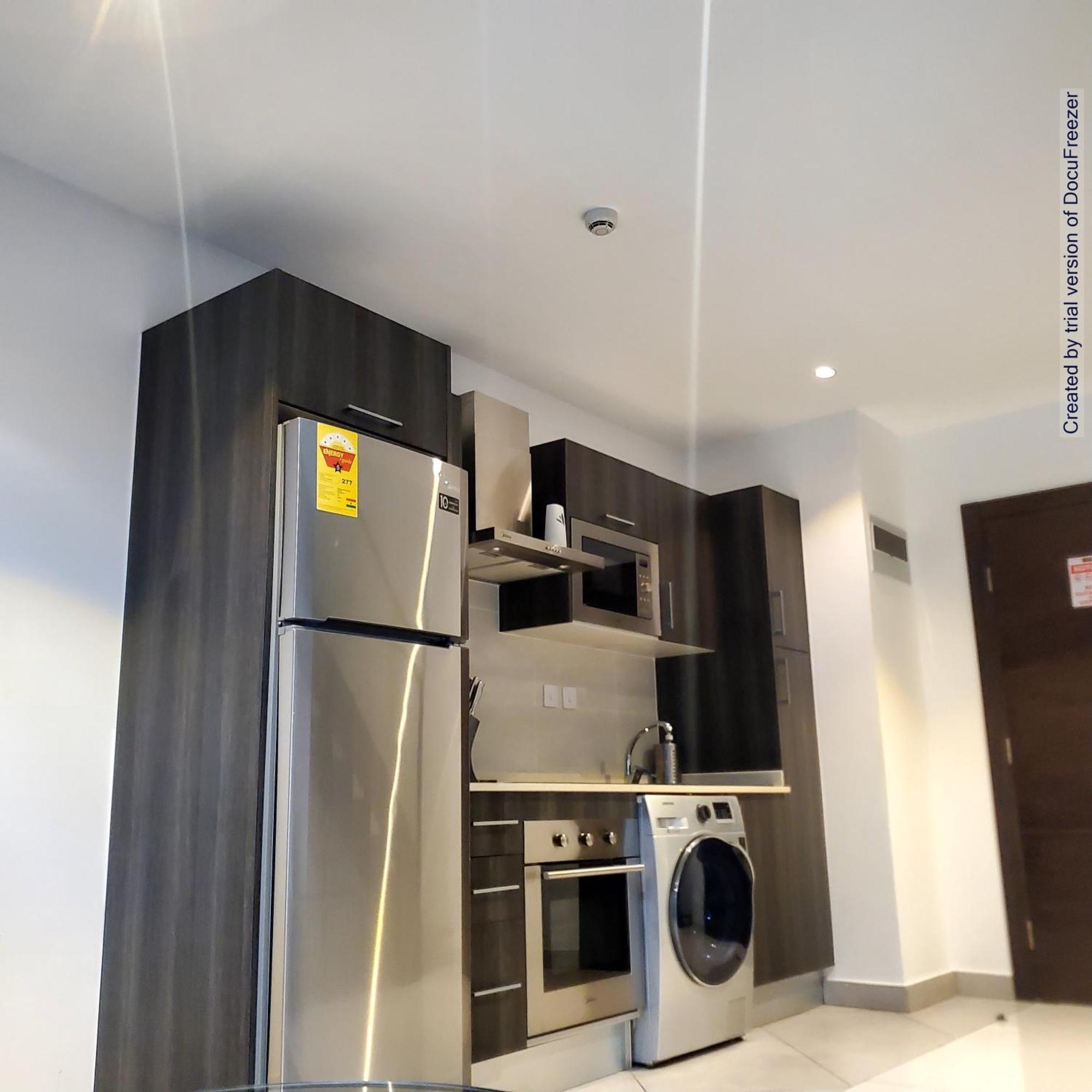 Embassy Gardens Luxury Suites Cpg Акра Екстериор снимка